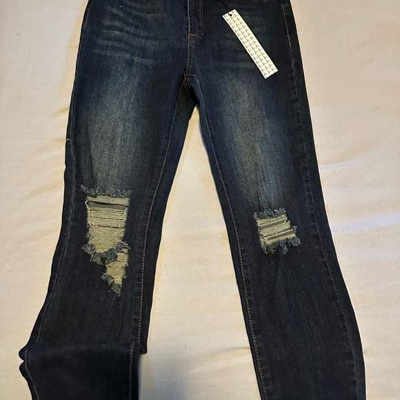 NWT V19-69 jeans - Picture 2 of 10